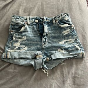 American Eagle Mom Short